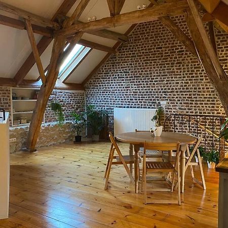 Charmant Appartement Dans Une Ancienne Ferme Nijvel Buitenkant foto