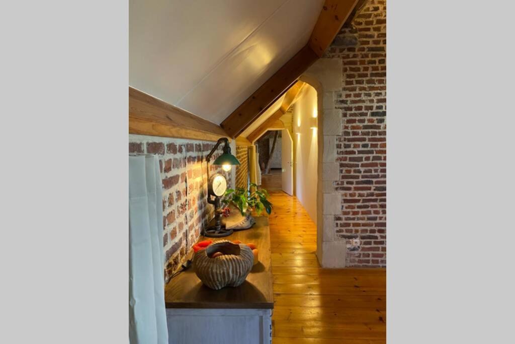 Charmant Appartement Dans Une Ancienne Ferme Nijvel Buitenkant foto