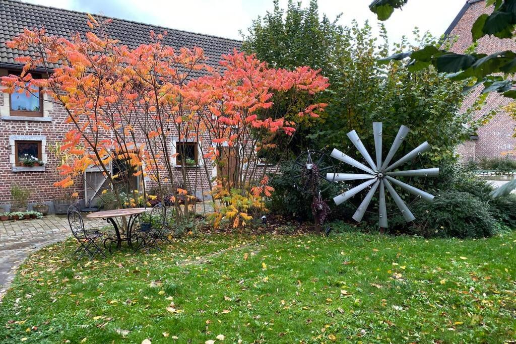 Charmant Appartement Dans Une Ancienne Ferme Nijvel Buitenkant foto
