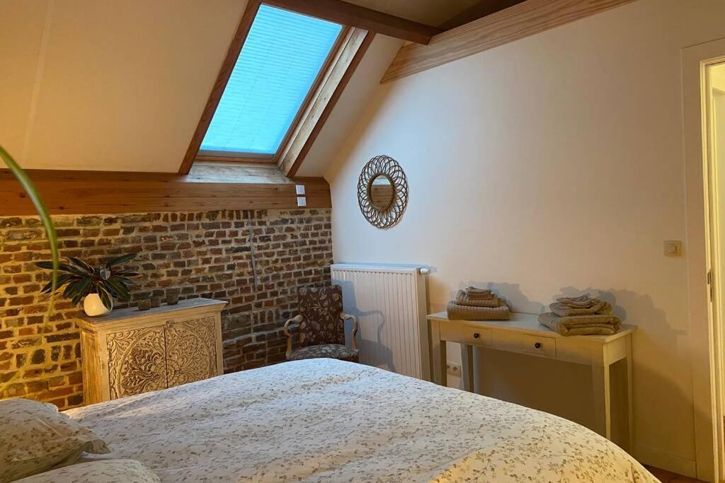 Charmant Appartement Dans Une Ancienne Ferme Nijvel Buitenkant foto